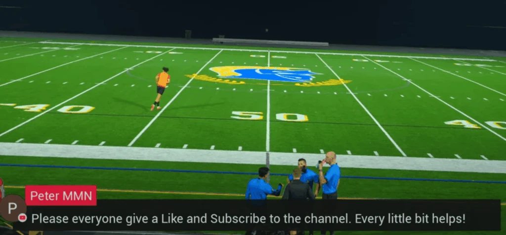 Коментарі та взаємодія з фанатами в реальному часі